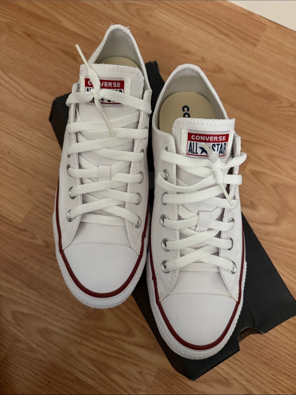 Converse Women White Low Top Sneakers with Red Trim